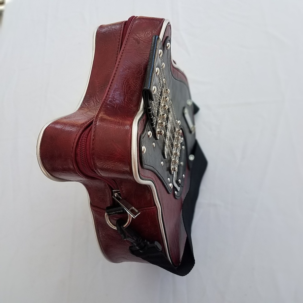 Guitar purse - Picture 3 of 5